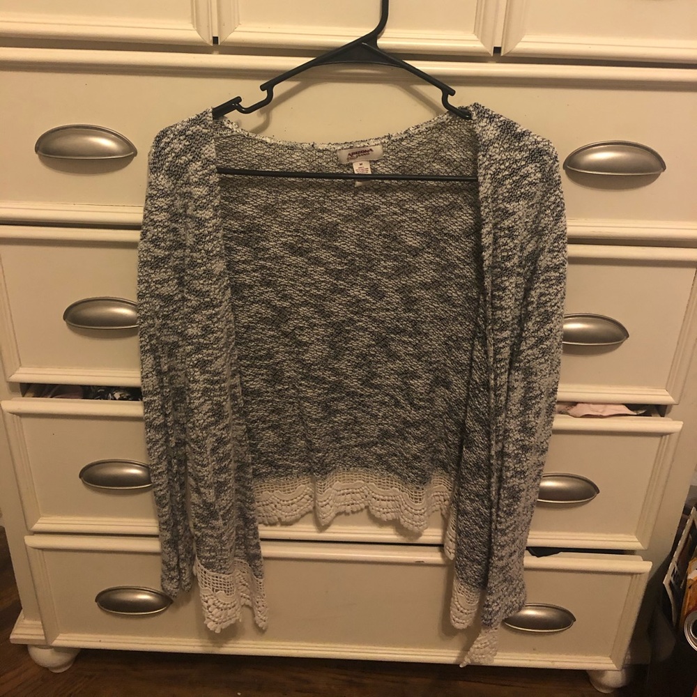 Black cream sweater